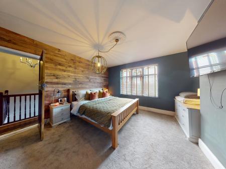 4 bedroom Semi-detached house for sale in Belt Road, Hednesford, Cannock, WS12