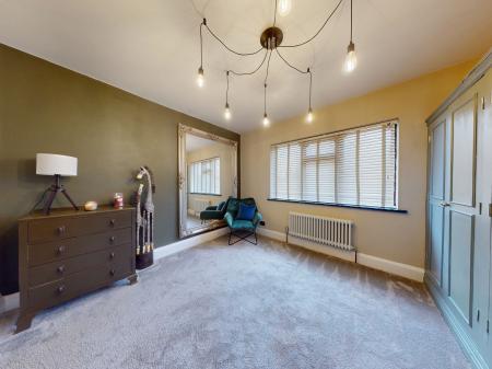 4 bedroom Semi-detached house for sale in Belt Road, Hednesford, Cannock, WS12