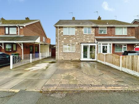 3 bedroom Semi-detached house for sale in Bridges Crescent, Norton Canes, Cannock, WS11