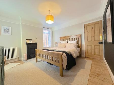 5 bedroom Detached house for sale in Hednesford Street, Cannock Town Centre, Cannock, WS11