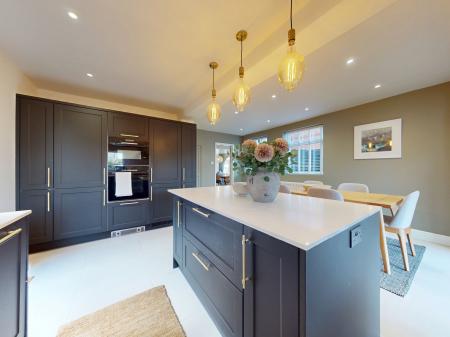 5 bedroom Detached house for sale in Hednesford Street, Cannock Town Centre, Cannock, WS11