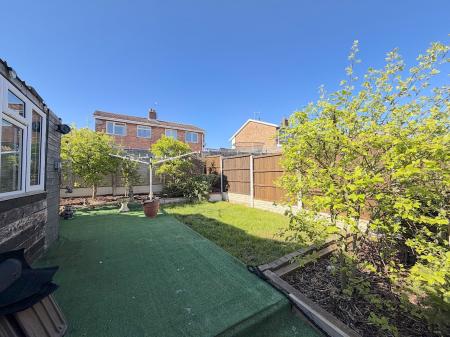 3 bedroom Semi-detached house for sale in Elmwood Close, Cannock Town Centre, Cannock, WS11