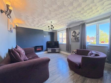 3 bedroom Semi-detached house for sale in Elmwood Close, Cannock Town Centre, Cannock, WS11