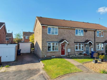 2 bedroom End of terrace house for sale in Lawnswood Close, Heath Hayes, Cannock, WS12