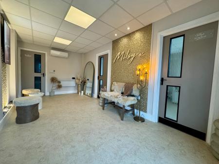 1 bedroom Commercial Property to let in Beauty Room to Let