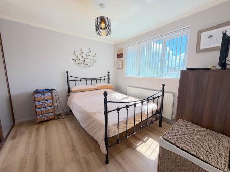 3 bedroom Semi-detached house for sale in Evergreen Heights, Hednesford, Cannock, WS12