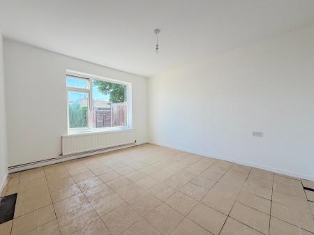 2 bedroom Semi-detached bungalow for sale in Cannock Road, Chadsmoor, Cannock, WS11