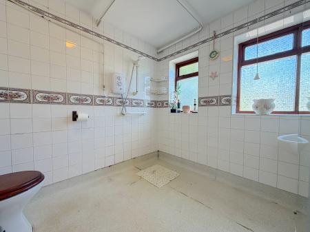 3 bedroom End of terrace house for sale in Brownhills Road, Norton Canes, Cannock, WS11