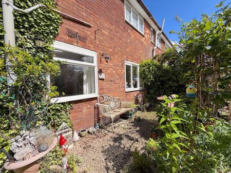 3 bedroom End of terrace house for sale in Brownhills Road, Norton Canes, Cannock, WS11