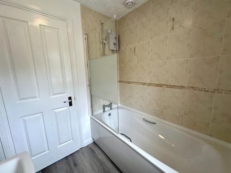 2 bedroom Terraced House to let in Foxes Rake, Cannock, WS11