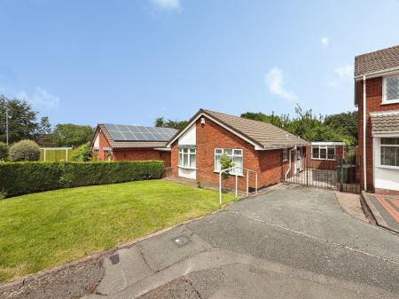 2 bedroom Bungalow for sale in Charterfield Drive, Heath Hayes, Cannock, WS12