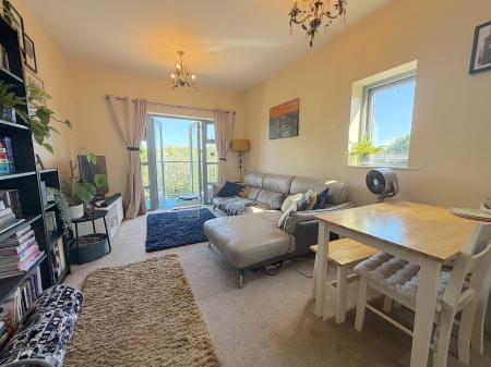 2 bedroom Flat for sale in Riverside Court Girton Road, Cannock Town Centre, Cannock, WS11
