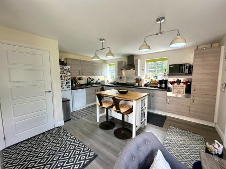 4 bedroom Detached house for sale in Walters Close, Hednesford, Cannock, WS12