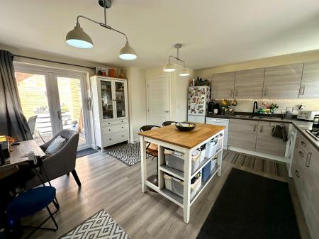 4 bedroom Detached house for sale in Walters Close, Hednesford, Cannock, WS12