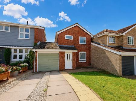 Fairfield Close, Heath Hayes, Cannock, WS12