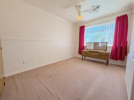 3 bedroom Semi-detached house for sale in Greenheath Road, Hednesford, Cannock, WS12