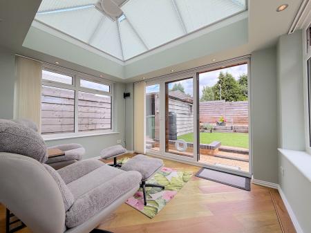 4 bedroom Detached house for sale in Thirlmere Close, Cannock Town Centre, Cannock, WS11