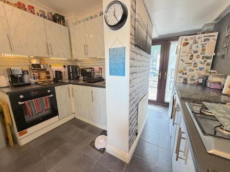3 bedroom Semi-detached house for sale in Huntington Terrace Road, Cannock Town Centre, Cannock, WS11