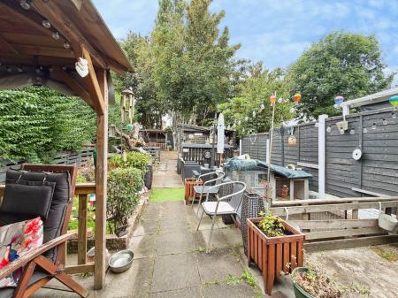 3 bedroom Semi-detached house for sale in Huntington Terrace Road, Cannock Town Centre, Cannock, WS11