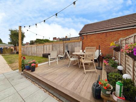 3 bedroom Semi-detached house for sale in Cannock Road, Heath Hayes, Cannock, WS12