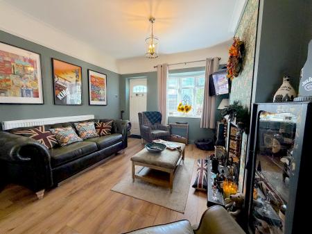 3 bedroom Semi-detached house for sale in Cannock Road, Heath Hayes, Cannock, WS12