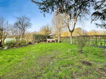 7 bedroom Detached house for sale in The Croft, Engine Meadow