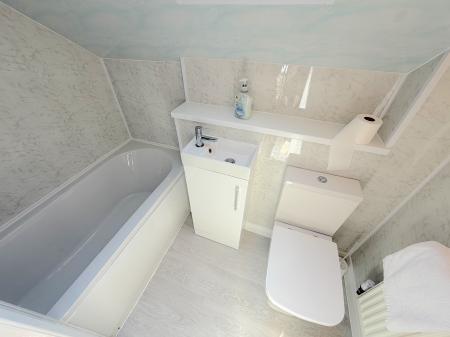 4 bedroom Bungalow for sale in Lambourne Close, Great Wyrley, Walsall, WS6