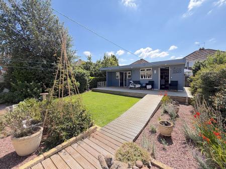 4 bedroom Bungalow for sale in Lambourne Close, Great Wyrley, Walsall, WS6