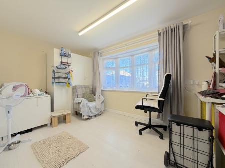 4 bedroom Bungalow for sale in Lambourne Close, Great Wyrley, Walsall, WS6