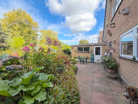 4 bedroom Detached house for sale in Dorchester Road, Shoal Hill, Cannock, WS11