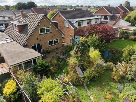 4 bedroom Detached house for sale in Dorchester Road, Shoal Hill, Cannock, WS11