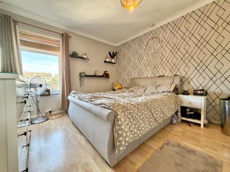 2 bedroom Terraced House for sale in Cemetery Road, Cannock Town Centre, Cannock, WS11