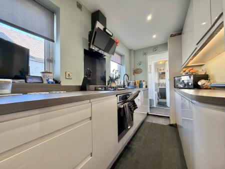 2 bedroom Terraced House for sale in Cemetery Road, Cannock Town Centre, Cannock, WS11