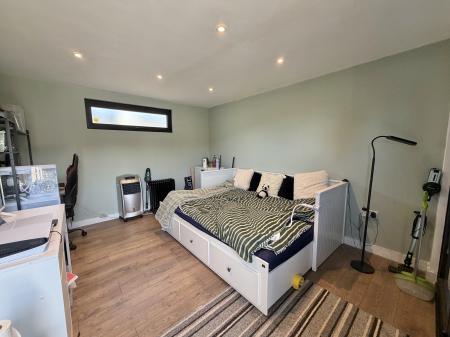2 bedroom Terraced House for sale in Cemetery Road, Cannock Town Centre, Cannock, WS11