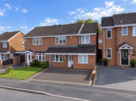 3 bedroom Semi-detached house for sale in Bond Way, Hednesford, Cannock, WS12