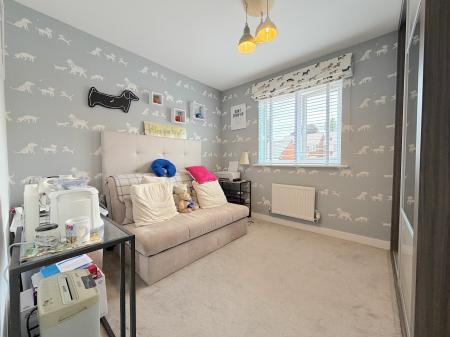 5 bedroom Detached house for sale in Rosefinch Drive, Norton Canes, Cannock, WS11