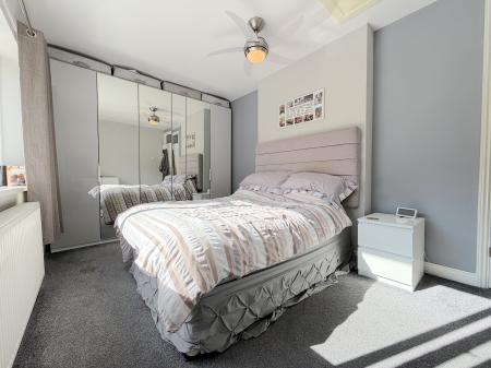 3 bedroom Semi-detached house for sale in Rumer Hill Road, Cannock Town Centre, Cannock, WS11