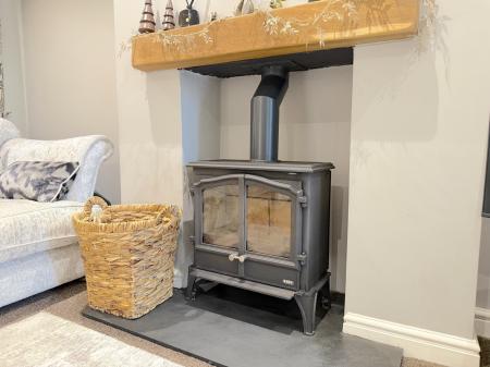 3 bedroom Semi-detached house for sale in Tower View Road, Great Wyrley, Walsall, WS6