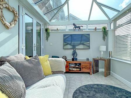3 bedroom Semi-detached house for sale in Tower View Road, Great Wyrley, Walsall, WS6