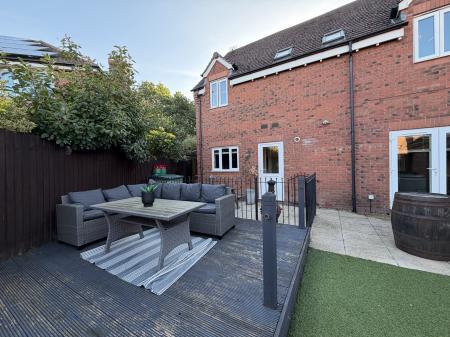 4 bedroom Detached house for sale in Nuthatch Close, Cannock Town Centre, Cannock, WS11