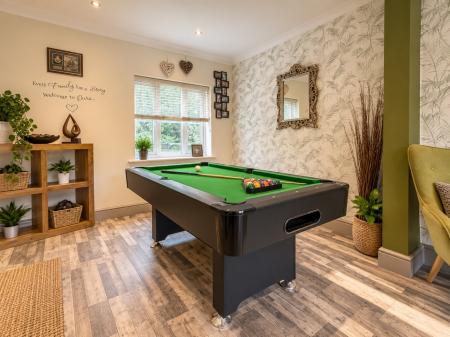 4 bedroom Detached house for sale in Nuthatch Close, Cannock Town Centre, Cannock, WS11