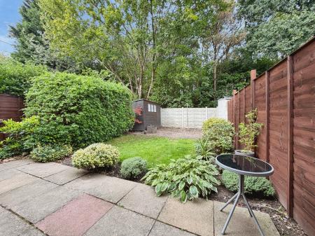 2 bedroom Semi-detached house for sale in Ragley Drive, Willenhall, Wolverhampton, WV13