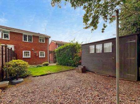 2 bedroom Semi-detached house for sale in Ragley Drive, Willenhall, Wolverhampton, WV13