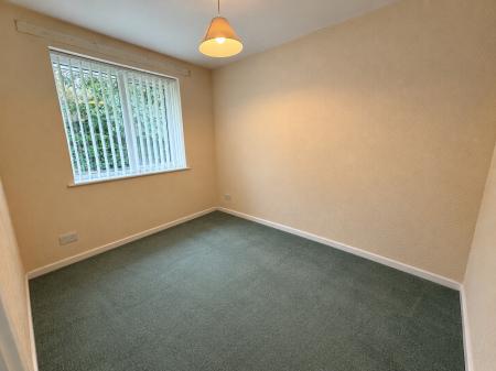 2 bedroom Semi-detached house for sale in Ragley Drive, Willenhall, Wolverhampton, WV13