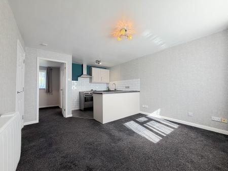 1 bedroom Maisonette to let in Hamilton Close, Cannock, WS12