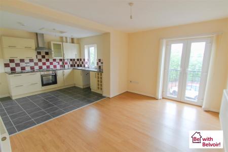 3 bedroom Apartment to let in Coulthwaite Way, Rugeley, WS15