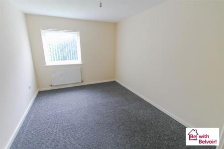 3 bedroom Apartment to let in Coulthwaite Way, Rugeley, WS15