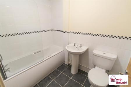 3 bedroom Apartment to let in Coulthwaite Way, Rugeley, WS15