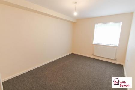 3 bedroom Apartment to let in Coulthwaite Way, Rugeley, WS15