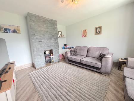 3 bedroom Semi-detached house for sale in Moorland Road, Chadsmoor, Cannock, WS11